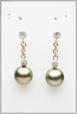 Chimere Pearls - Pearl Earrings