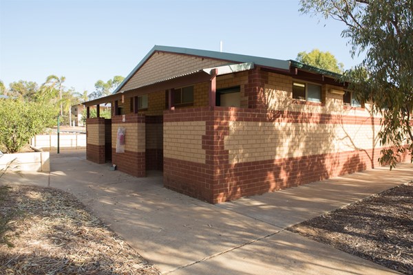 Drummond Cove Holiday Park - Brick Ablution amenities