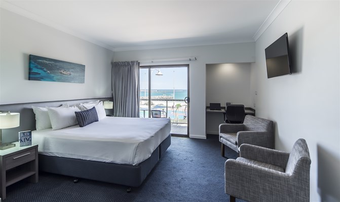 Ocean Centre Hotel - Luxe Ocean View