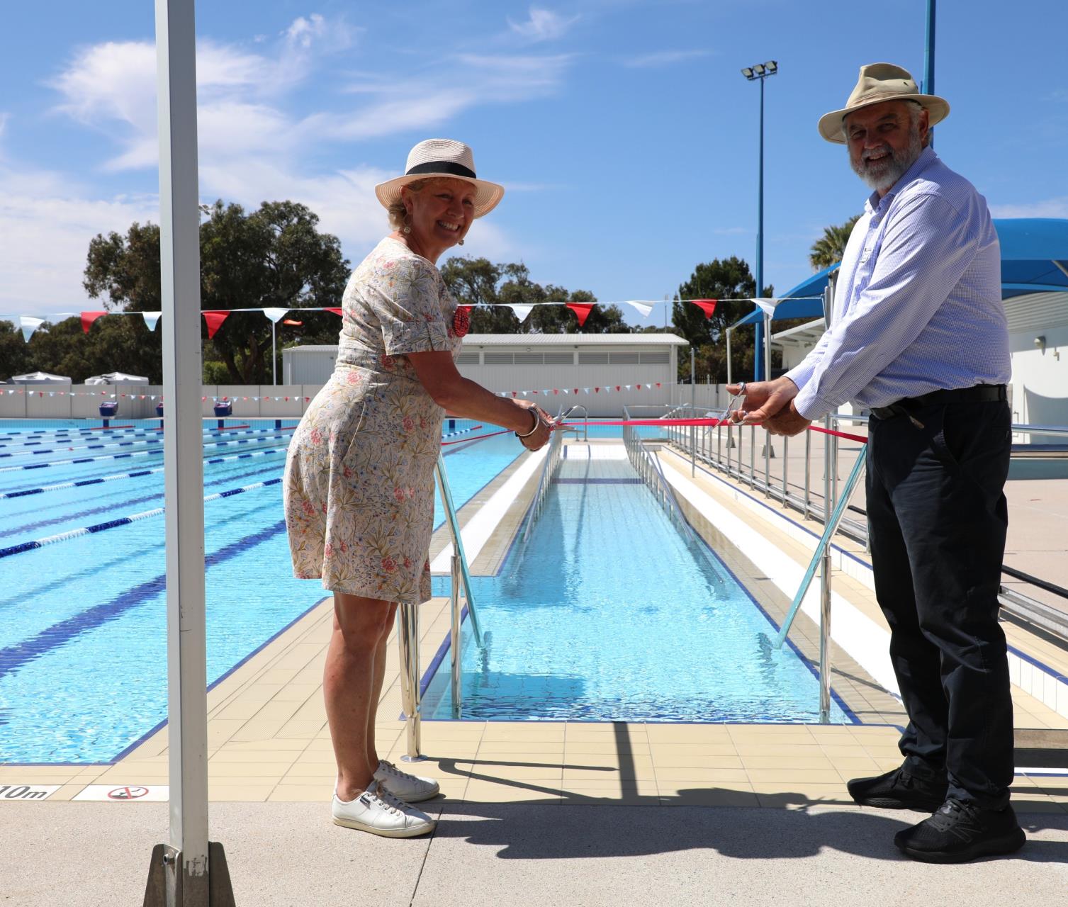 Aquarena outdoor pool reopens to public